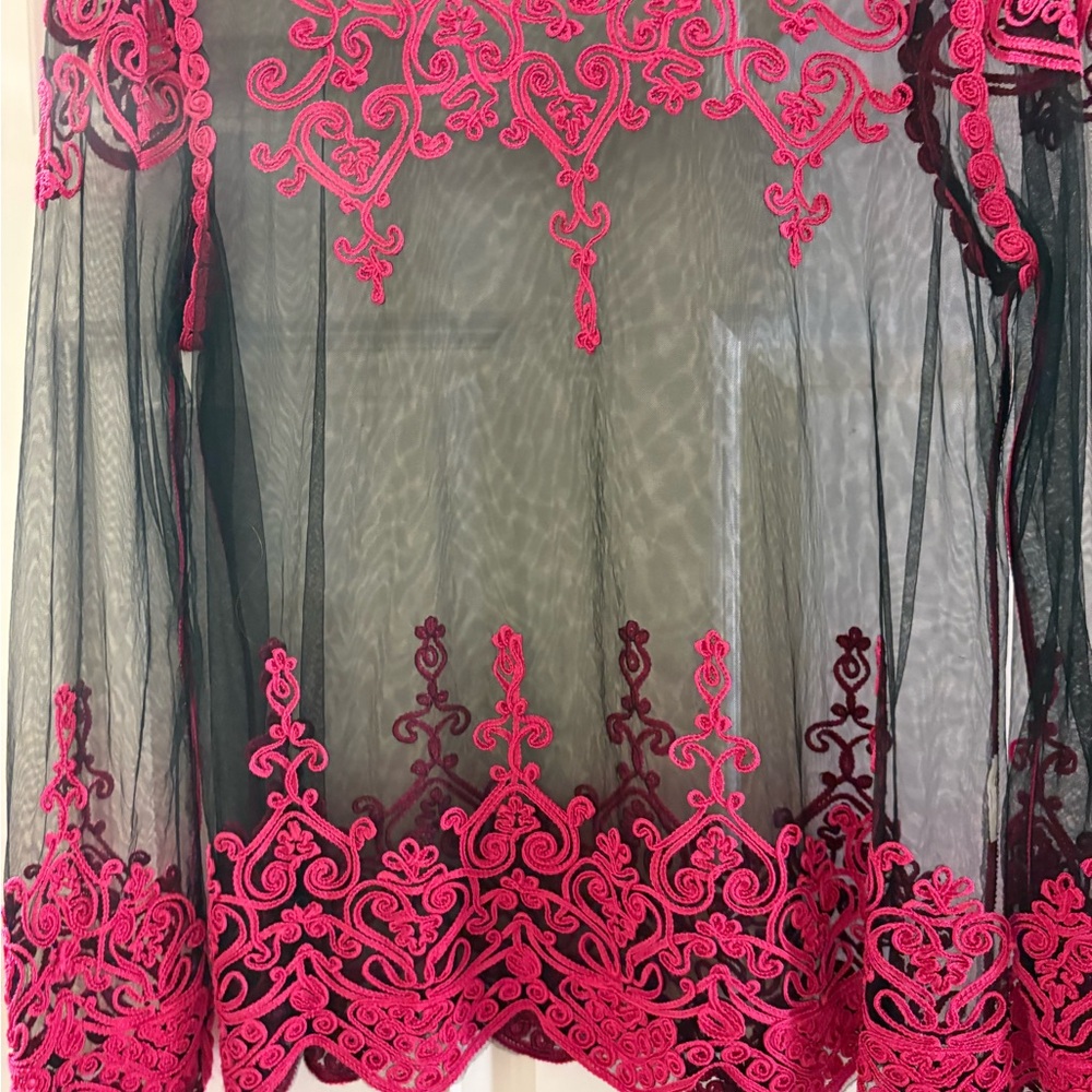 Elegant Pink sheer Lace Blouse - Picture 3 of 7
